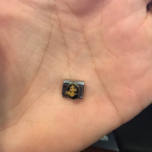 Italian Charm Bracelet Disney Aladdin Jasmine - Picture 1 of 3